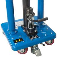 Hydraulic Work Table, 18" L x 18" W, Steel, 500 lbs. Capacity Canadian Safety Group Inc.