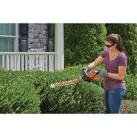 SawBlade Hedge Trimmer, 22", Electric Canadian Safety Group Inc.