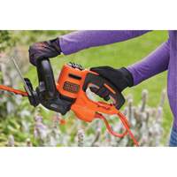 SawBlade Hedge Trimmer, 22", Electric Canadian Safety Group Inc.