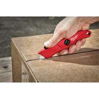 Self-Retracting Knife, 3/4", Steel, Metal Handle Canadian Safety Group Inc.