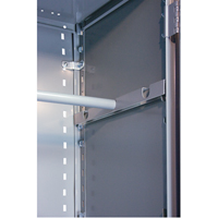 Support pour barre de suspension de rayonnage enclenchable Interlok Canadian Safety Group Inc.