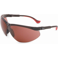 Lunettes de s&eacute;curit&eacute; Uvex HydroShield Genesis XC, Lentille SCT-Gris, Antibu&eacute;e/Anti-&eacute;gratignures, ANSI Z87+/R&eacute;pond ou surpasse la norme CSA Z94.3 Canadian Safety Group Inc.