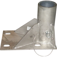 Syst&egrave;mes de sauvetage en espaces clos XTIRPA de Innova - Base de plancher en acier inoxydable Canadian Safety Group Inc.