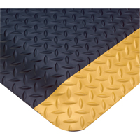Smart No. 497 Mats, Diamond, 3' x 75' x 1", Black/Yellow, PVC Canadian Safety Group Inc.