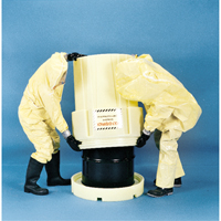 Barils de r&eacute;cup&eacute;ration Poly-Overpack 65, 65 gal. US, Stationnaire Canadian Safety Group Inc.
