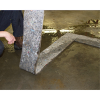 Spilltration Husky Strips, Oil Only, 64" x 8", 4 gal. Absorbancy Canadian Safety Group Inc.