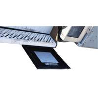 Drip Defender Spill Collection Pad, Oil Only, 15" x 13", 0.2 gal. Absorbancy Canadian Safety Group Inc.