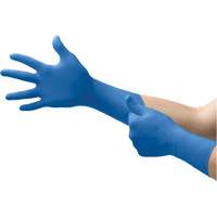 Microflex&reg; SafeGrip SG-375 Medical Exam Gloves, Small, Latex, 11-mil, Powder-Free, Blue, Class 2 Canadian Safety Group Inc.