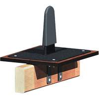 Raccord d'ancrage Claw, Toit, Usage Permanent Canadian Safety Group Inc.