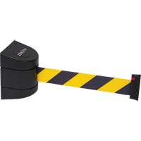 Barri&egrave;re murale magn&eacute;tique avec bande magn&eacute;tique, Plastique, Fixation magn&eacute;tique, 15', Ruban Noir et jaune Canadian Safety Group Inc.