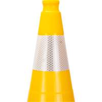Premium Traffic Cone, 28", Yellow, 4" Reflective Collar(s) Canadian Safety Group Inc.