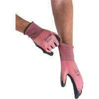 Gants &eacute;cologiques, l&eacute;gers, et r&eacute;sistants &agrave; la coupe, &agrave; haute dext&eacute;rit&eacute;, Taille 11, Calibre 18, Rev&ecirc;tement Mousse de nitrile, Enveloppe en Acier inoxydable/PEHP/rPET, ASTM ANSI niveau A4 Canadian Safety Group Inc.