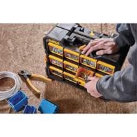 Organisateur Flip-Bin, 3-7/8" la x 17-3/4" p x 13-7/8" h, Noir/Jaune Canadian Safety Group Inc.