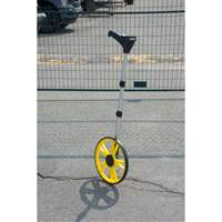 Roue d'arpentage num&eacute;rique, 12,5"/31,8 cm, Gamme de 99999,9 m, Pieds/m&egrave;tres Canadian Safety Group Inc.