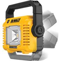 Lampe d'&eacute;clairage direct compact 12V/20V Max, DEL, 2000 Lumens Canadian Safety Group Inc.