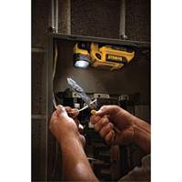Lampe de travail portative Max*, DEL, 160 Lumens Canadian Safety Group Inc.