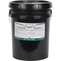 Graisse polyvalente pour basse temp&eacute;rature Gadus CS-40 AEROCHEM, 17 kg, Seau Canadian Safety Group Inc.