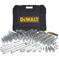 Ensemble d'outils pour m&eacute;canicien Canadian Safety Group Inc.