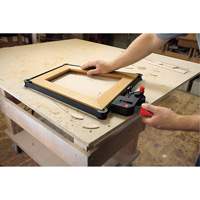 Variable Angle (VAS+2K) Canadian Safety Group Inc.
