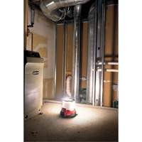 Lampe de chantier compacte M18 RADIUS avec ONE-KEY, DEL, 4400 lumens Canadian Safety Group Inc.